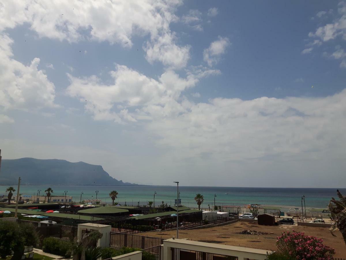 Villa Le Due Palme Isola delle Femmine Exterior photo